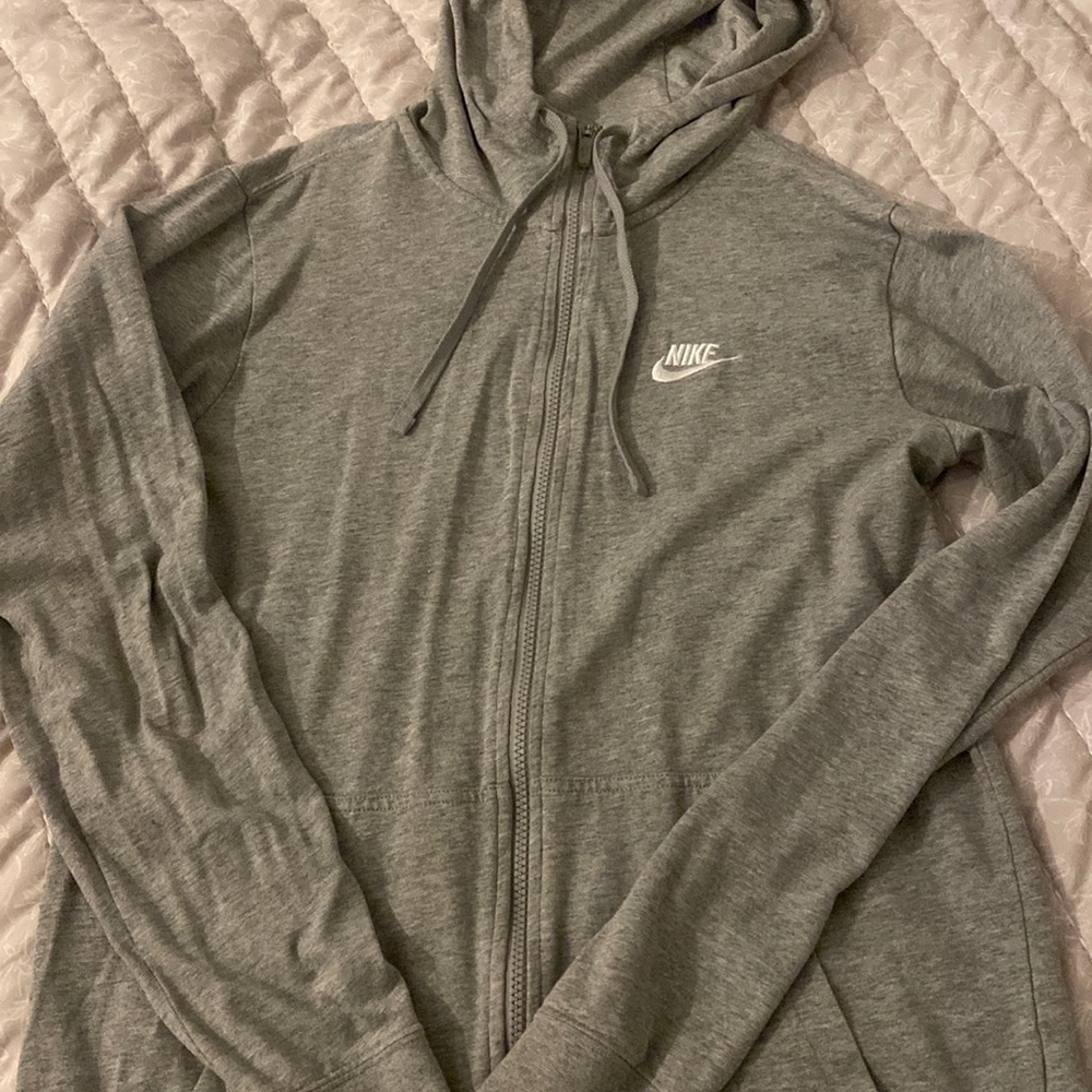 men’s gray nike zip up